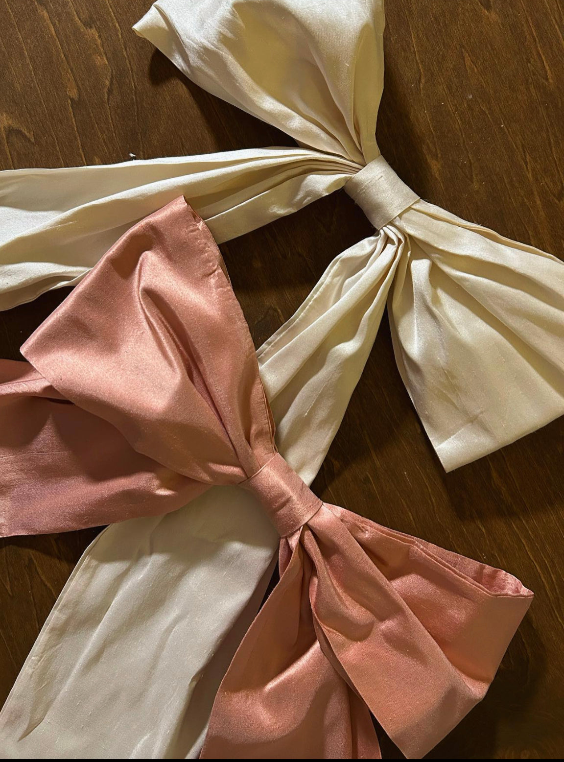 Omega Hair Bows (Long Ribbon)