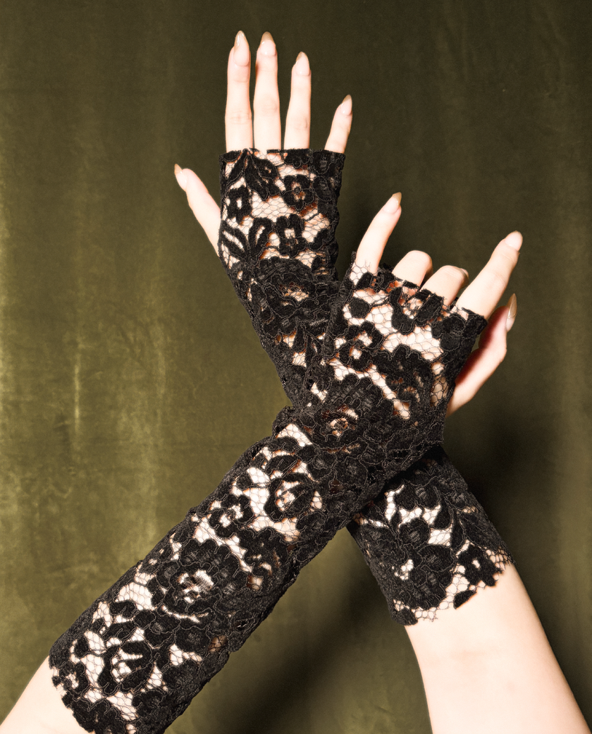 Kismet Mitts : Velvet Obsidian