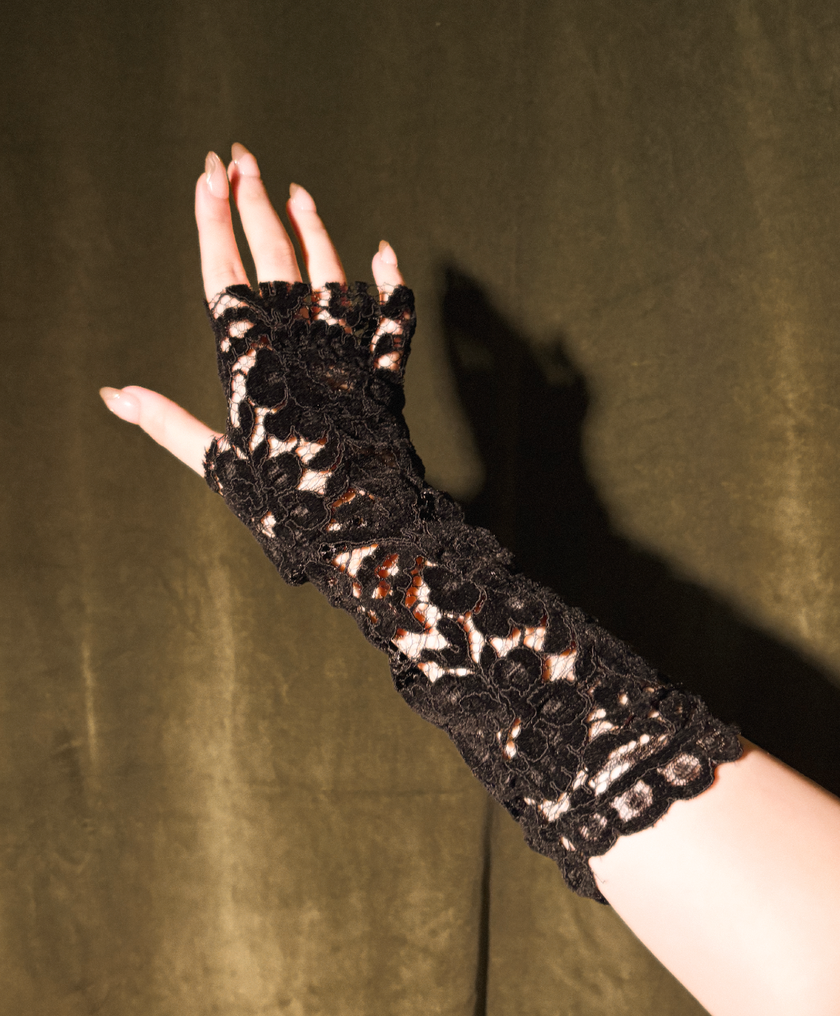 Heresy Mitts : Velvet Obsidian