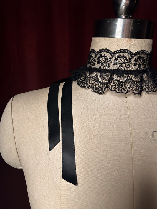Rook Lace Choker (D-Ring)